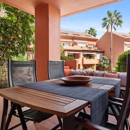 La Fragata Estepona Port ภายนอก รูปภาพ